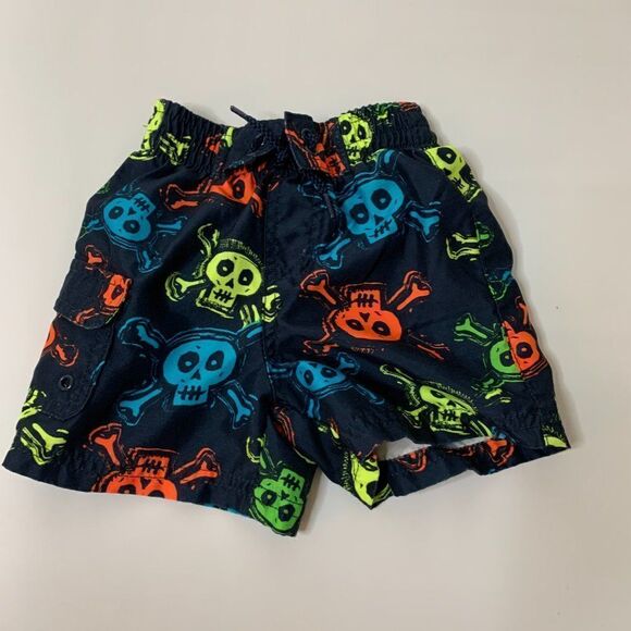 Boy 12 Month 8 Piece Outfit Bundle - Picture 5 of 11